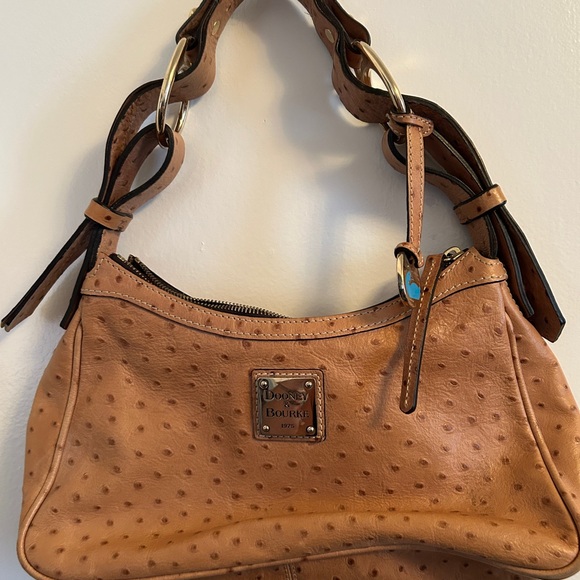 Dooney & Bourke Ostrich Shoulder Bag with Classic Design. Vintage - Picture 8 of 8